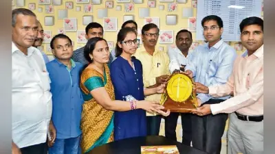 इंटर साइंस में स्टेट टॉपर रोहिणी व पवन को स्कूल में किया गया सम्मानित, कहा मेहनत व प्लानिंग के साथ पढ़ाई ने दिलायी सफलता