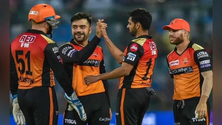 मुंबई इंडियंस ने सनराइजर्स हैदराबाद को 40 रन से हराया