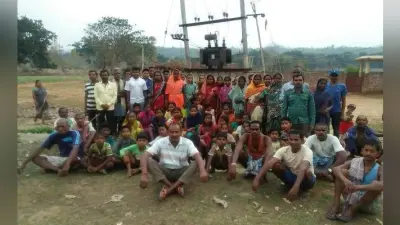 चुनावी मुद्दा : सिमडेगा के पाडो में डेढ़ साल से बिजली नहीं, लोग परेशान