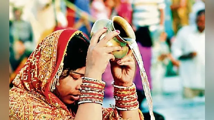 लोक आस्था का महापर्व चैती छठ, आज नहाय-खाये, घर में ही अर्घ्य देने की तैयारी