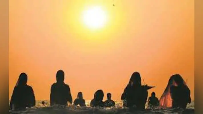 अस्ताचलगामी सूर्य को आज अर्घ देंगी छठव्रती