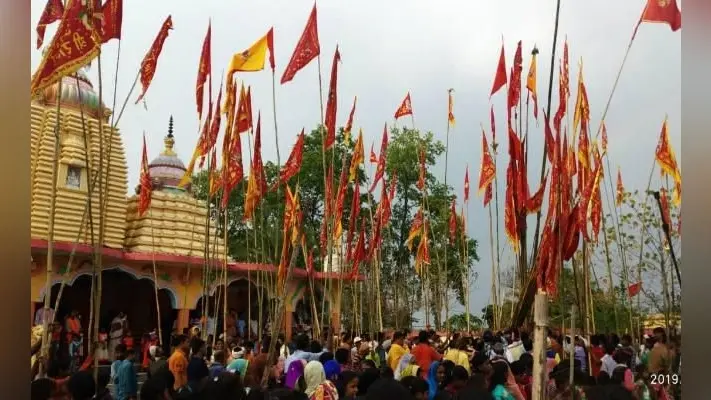सिमडेगा : शहर से लेकर गांव तक निकला रामनवमी का जुलूस, शस्त्र चालन प्रतियोगिता का आयोजन