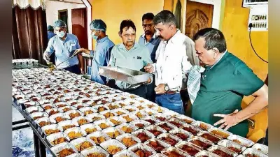 रांची : बिना लाइसेंस के चल रहा है राजधानी ट्रेन का बेस किचन