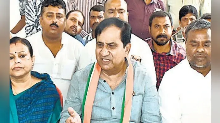 पटना : उम्मीद है कि कांग्रेस मुझे सिंबल देगी : शकील अहमद