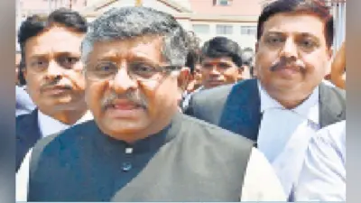पटना : रविशंकर ने गांधी मैदान में मार्निंग वॉक करने वालों से की गुफ्तगू, कहा, कानून के रखवाले ही करते हैं देश की रक्षा