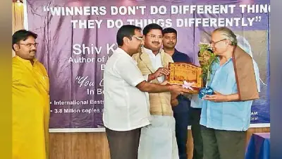 बेगूसराय : शिव खेड़ा ने एनडीए के लिए मांगा वोट
