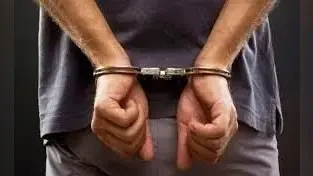 छेड़खानी के आरोप में युवक गिरफ्तार
