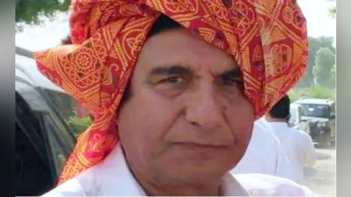 लोकसभा चुनाव : चौथे चरण के प्रचार के अंतिम दिन सभी पार्टियों ने झोंकी पूरी ताकत, राज बब्बर भी आज करेंगे जनसभा