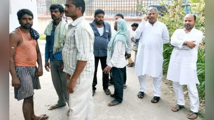 नालंदा : बाइक सवार को बचाने में स्कॉर्पियो पलटी, दो युवक की मौत