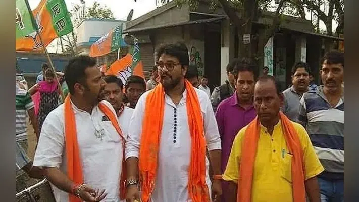 मुनमुन सेन वोट के लिए दिवंगत मां के नाम का इस्तेमाल कर रही हैं : बाबुल सुप्रियो