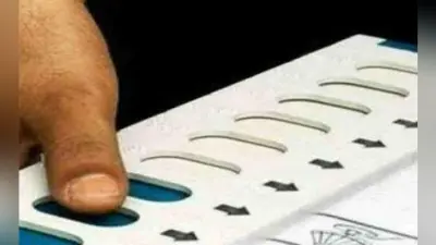 झांसी में जातीय राजनीति पर अटका इस बार का चुनाव, दो बार सपा का रहा कब्जा, भाजपा ने दिया उद्यमी को मौका