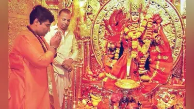 साध्वी प्रज्ञा ने प्रचार पर प्रतिबंध के बाद मौन धारण किया, कर रहीं मंदिरों के दर्शन