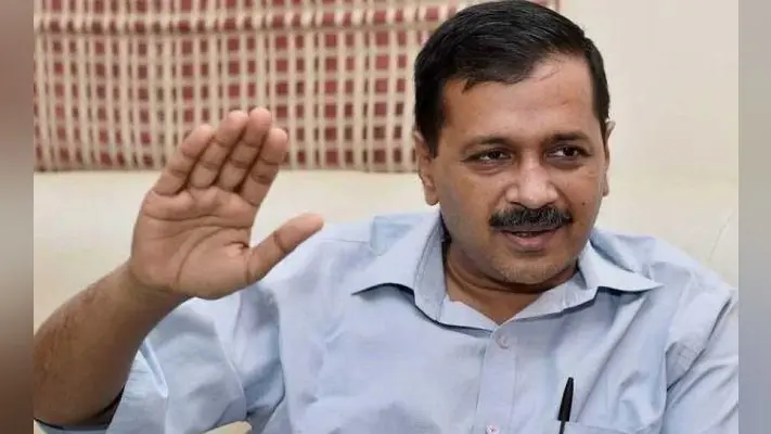 केजरीवाल का तंज – मोदी के लिए लोकतंत्र का मतलब विपक्षी विधायकों को खरीद कर सरकार बनाना