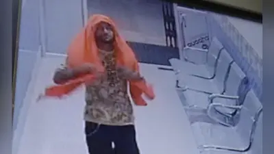गुमला : मेडिकल कॉलेज दुंदुरिया में चोरी, सीसीटीवी कैमरे में कैद हुआ चोर