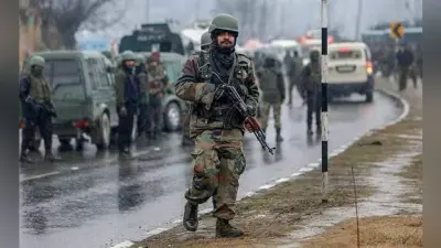 केंद्रीय सुरक्षा बल के अधिकारी पर मारपीट का आरोप