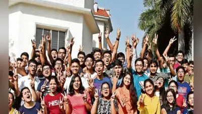 रांची : 98.8% अंक लाकर पीयूष, शुभम और शशांक बने स्टेट टॉपर