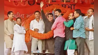 धनबाद : इच्छाशक्ति से कचरे से भी निकाल सकते हैं सोना : गडकरी