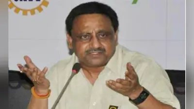 व्यापारिक संगठन कैट ने ऊंचे हवाई किरायों पर जतायी चिंता, मूल्य नियंत्रण लागू करने की मांग