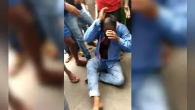 बच्चा चोर के संदेह में युवक को पीटा
