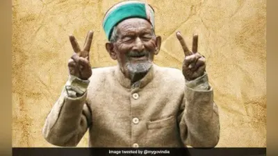 पहली बार 1951 में दिया था वोट, आज 17वीं बार करेंगे मतदान