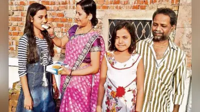 इंटर आर्ट्स की परीक्षा: पतरातू के बिजली मिस्त्री की बेटी मनाली गुप्ता बनी झारखंड टॉपर