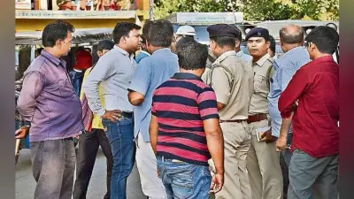 ई-रिक्शा चालक पर कार्रवाई की, तो इंफोर्समेंट टीम से भिड़े ट्रैफिक सिपाही
