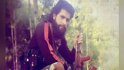 दक्षिणी कश्मीर के मुठभेड़ स्थल में घिरा जाकिर मूसा