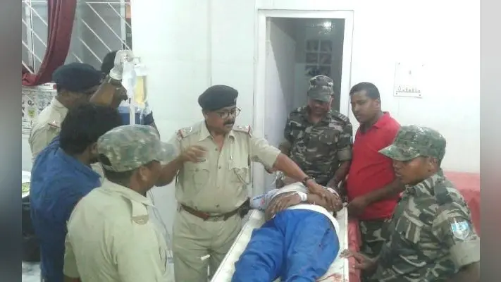गुमला : जैप के हवलदार ने थाना परिसर में खुद को मारी तीन गोली, मौत