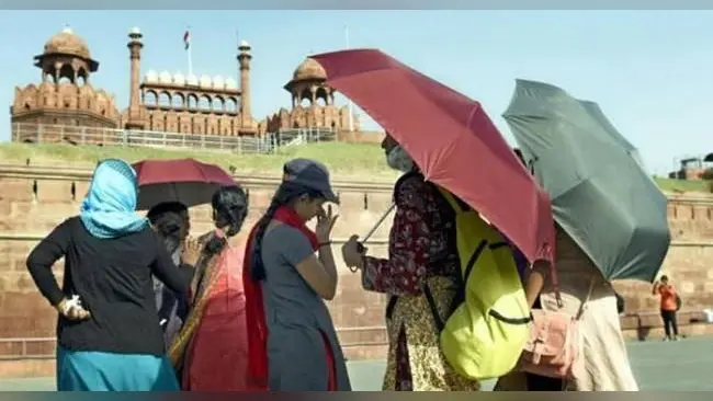 मौसम विभाग ने दिल्ली के लिये ‘रेड कोड” चेतावनी जारी की