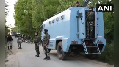 जम्मू-कश्मीर में दो मुठभेड़ों में चार आतंकी ढेर, एक सहयोगी भी मारा गया