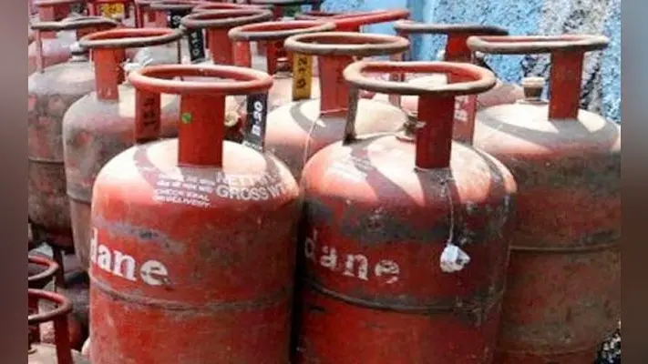 रांची : प्रधानमंत्री उज्ज्वला योजना के लाभुकों के पास भी जल्द होगा डबल सिलिंडर