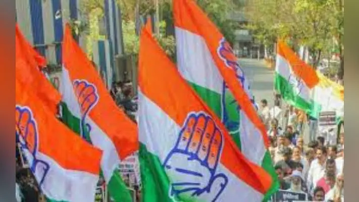 पानी के लिए मारामारी हो रही और सरकार मौन है : कांग्रेस