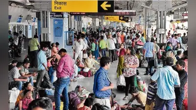 रांची :एक-एक कर लेट होती गयीं छह ट्रेनें फंसे रहे 5000 यात्री, किया हंगामा, ये ट्रेन खुलीं विलंब से