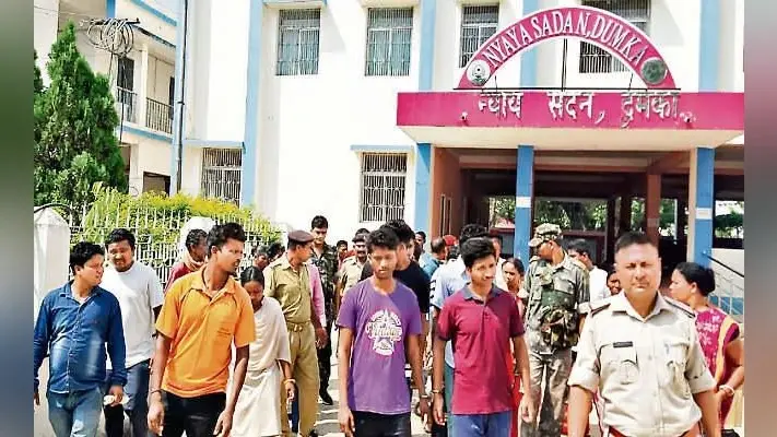 दुमका : गैंगरेप के 11 आरोपियों को उम्रकैद