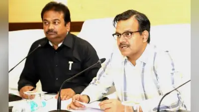 सभी जिले के उपायुक्त से मुख्यमंत्री के प्रधान सचिव ने की बात, कहा : घर-घर पहुंचे योग का संदेश