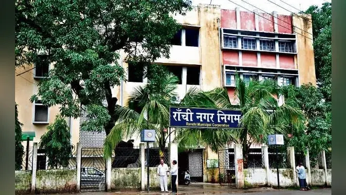 रांची : कल से डोर टू डोर कचरे का उठाव करेगा निगम