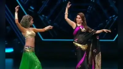 माधुरी दीक्षित ने किया ऐसा बेली डांस, निहारते रह गये लोग, VIDEO
