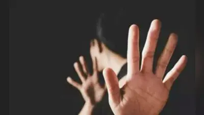 स्कूल निदेशक पर लगे यौन शोषण आरोप मामले में बचाव में उतरी निदेशक की पत्नी, शिक्षिका पर लगाए ये आरोप…