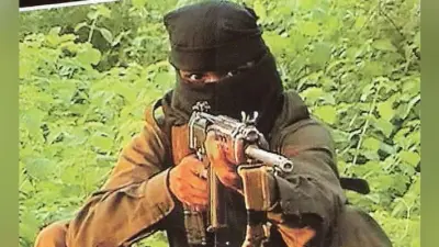 सोनुआ : उप प्रमुख के घर नक्सली हमला मकान व गाड़ी में लगायी आग