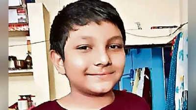 रांची : न्यूक्लियस मॉल के तीसरे तल्ले से छात्र गिरा, मौत