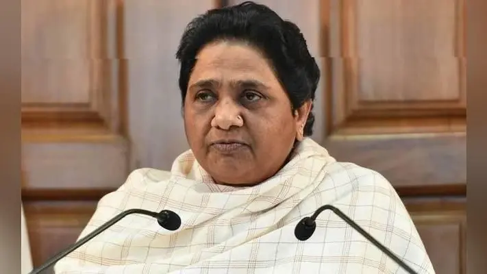 मायावती ने सपा से तोड़ा नाता, ऐलान किया सभी चुनाव अकेले लड़ेगी बसपा