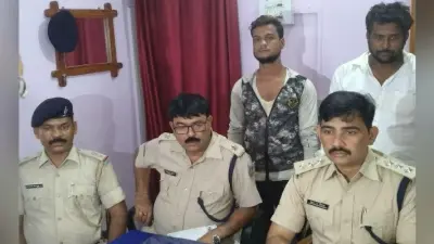 देवघर : गोलीबारी कांड के दो आरोपी गिरफ्तार, छह खोखा व तीन पिलेट बरामद