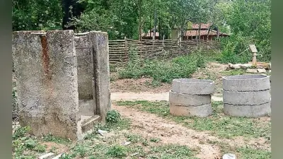 मची है लूट : पत्थलगड़ी इलाके में ऐसे किया जा रहा है सरकारी योजनाओं का काम, शौचालय आधे-अधूरे, न टंकी, न दरवाजा