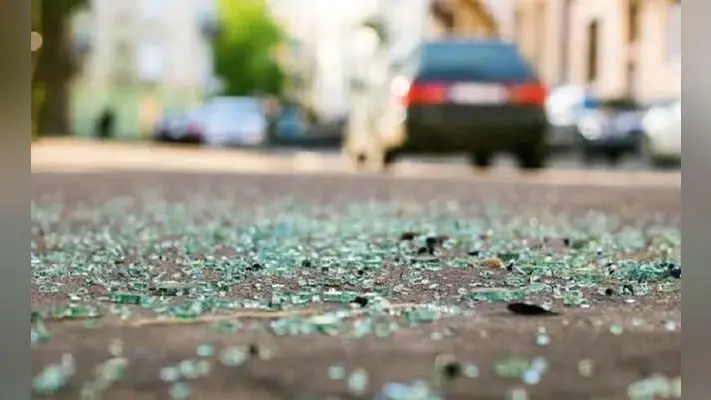 बीमार भतीजे के लिए दवा लाने गये चाचा की कुचल कर मौत