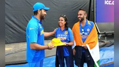 रोहित शर्मा ने मारा ऐसा छक्का कि चोटिल हो गयी फैन, जीत के बाद दिया ”सरप्राइज”