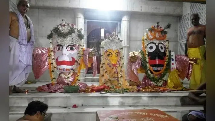 पट खुलते ही मंदिर में उमड़ा भक्तों का सैलाब, आज रथ पर सवार होकर दर्शन देने निकलेंगे भगवान जगन्नाथ