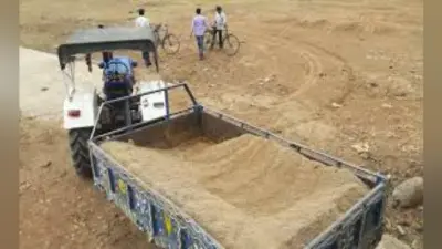 बिहार में बालू बना सोना, पटना समेत सात जिलों में बालू की भारी किल्लत