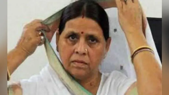 पटना : एइएस से मरने वालों की खबर भी छिपा रही है सरकार : राबड़ी देवी