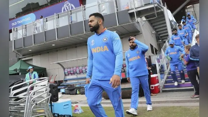 भारत-न्यूजीलैंड मैच के दौरान ओल्ड ट्रैफर्ड स्टेडियम के ऊपर नहीं उड़ सकेंगे विमान