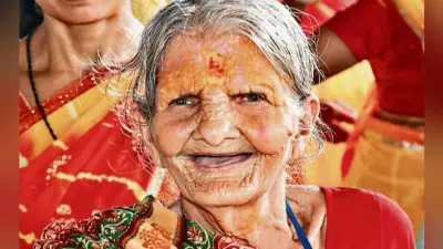 रांची : माता बम के नाम से मशहूर हैं 100 वर्षीय उमा सरावगी, हर साल कांवर ले जाती हैं माता बम